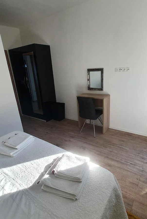 Appartamento Crni Apartman Kukljica