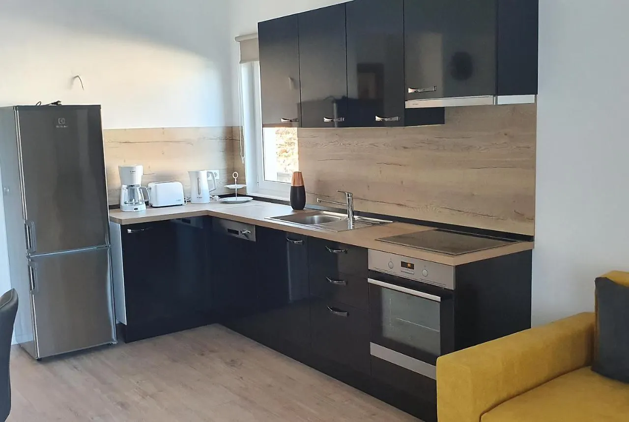 Crni Apartman Kukljica