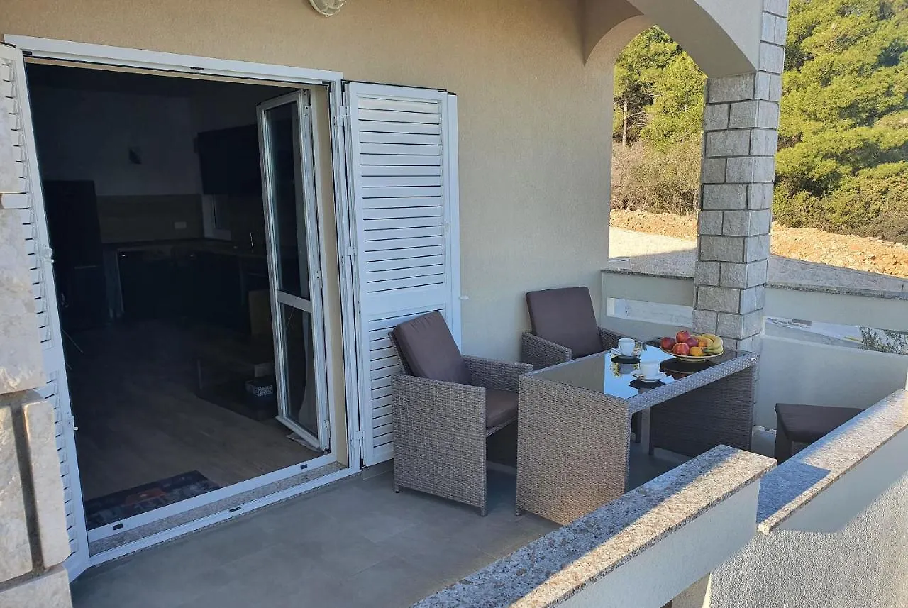 Crni Apartman Kukljica Kroatien